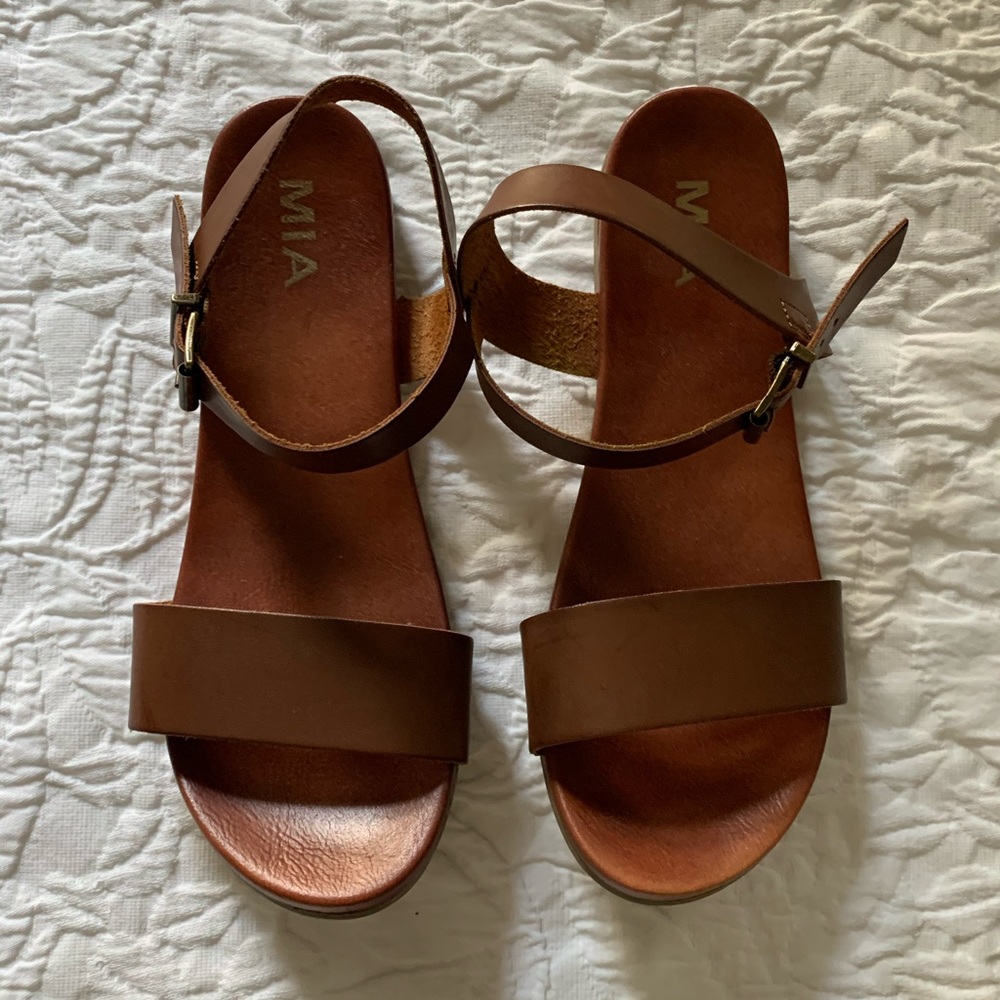 Mia Brown Sandals